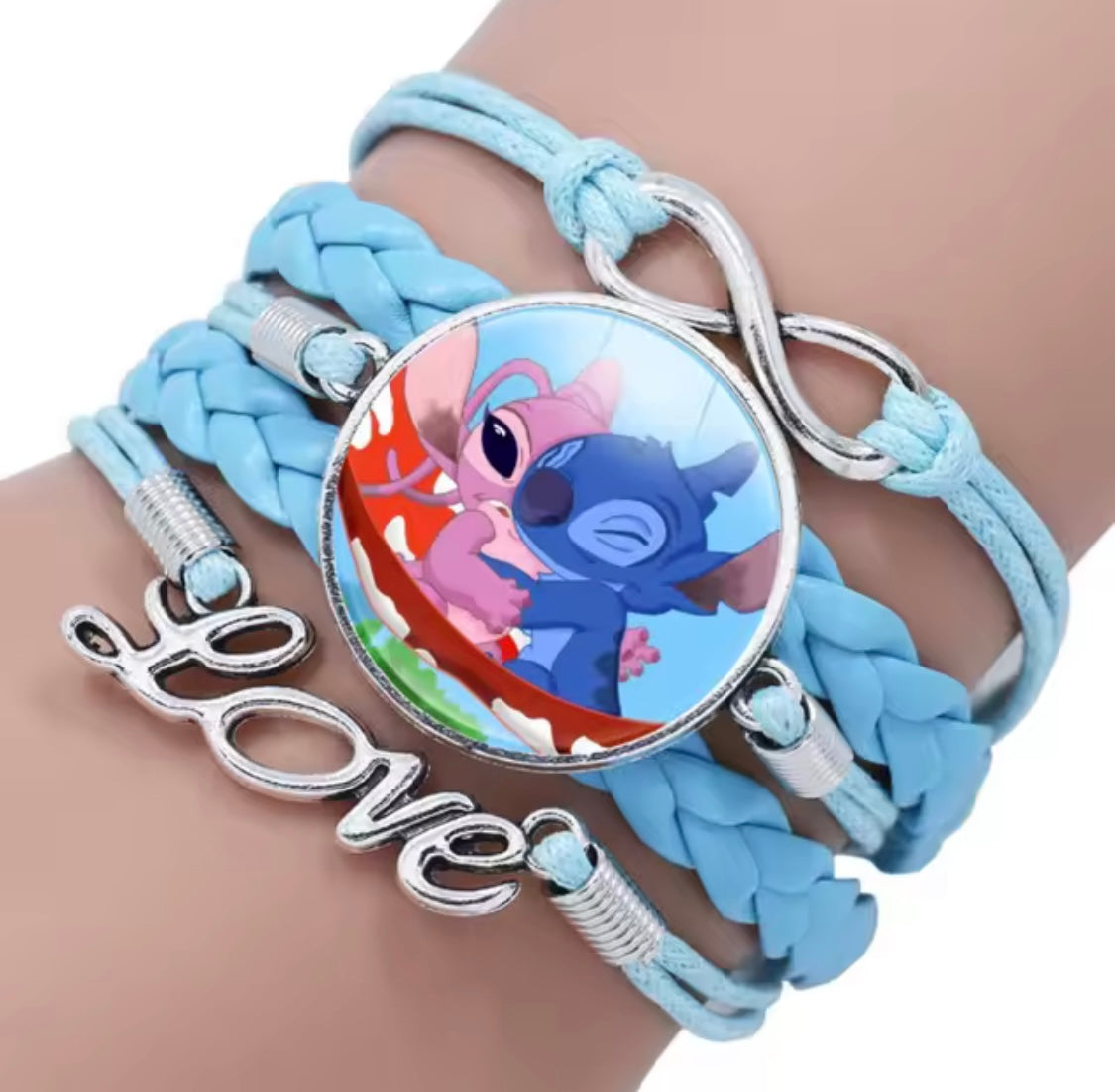 Bransoletka Stitch z metalowym napisem „Love”